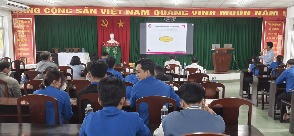 Trung tâm Y tế huyện Châu Thành tổ phối hợp cùng bệnh viện Phụ sản thành phố Cần thơ tổ chức buổi truyền thông về sức khoẻ sinh sản nam giới