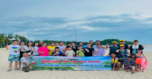 CÔNG ĐOÀN BỆNH VIỆN PHỔI TỈNH HẬU GIANG TỔ CHỨC THAM QUAN, NGHỈ MÁT NĂM 2023